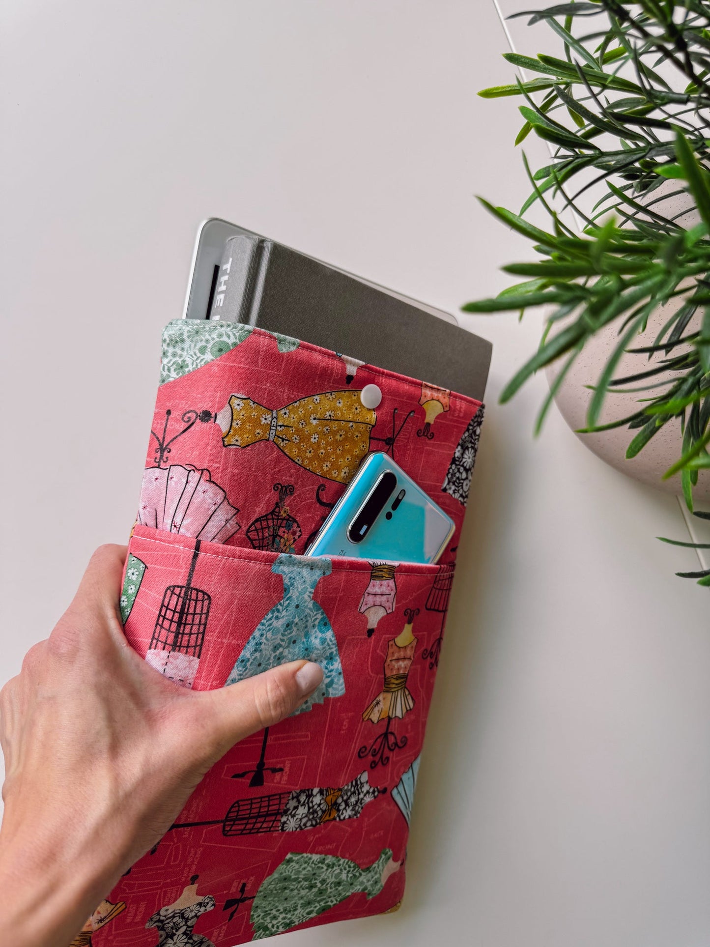 Berry Seamstress Book & Gadget Sleeve - Ana Woods