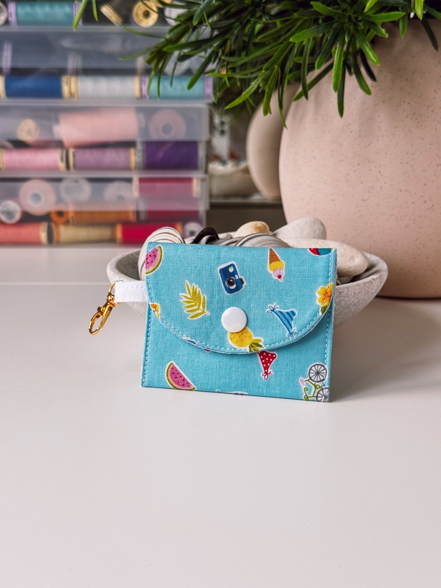 Mini Clip Case Blue Summer Vibe - Ana Woods