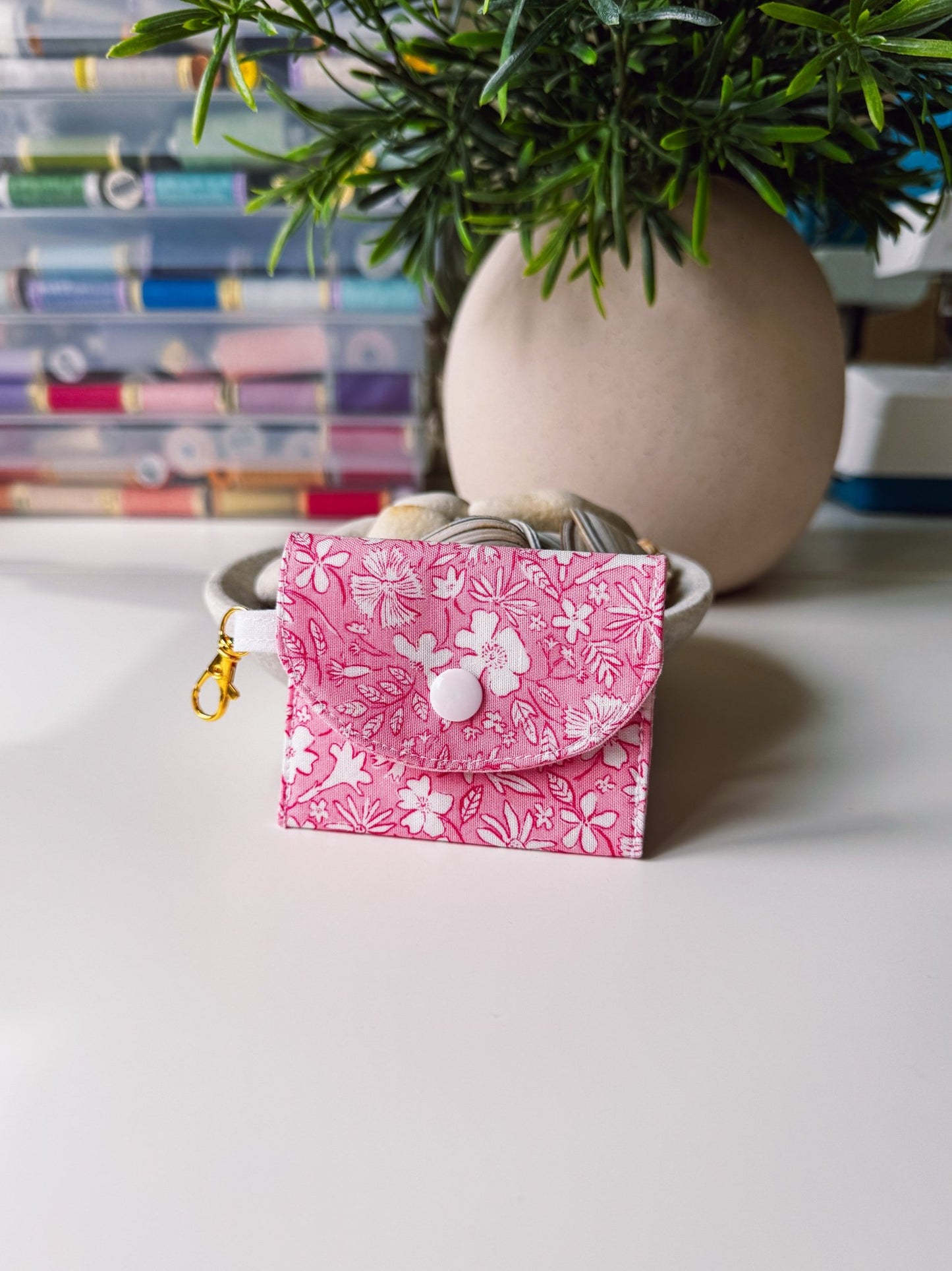 Mini Clip Case Flower Field (Liberty) - Ana Woods