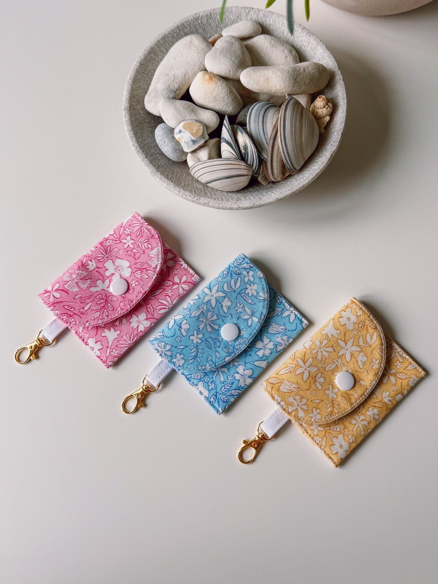 Mini Clip Case Flower Field (Liberty) - Ana Woods