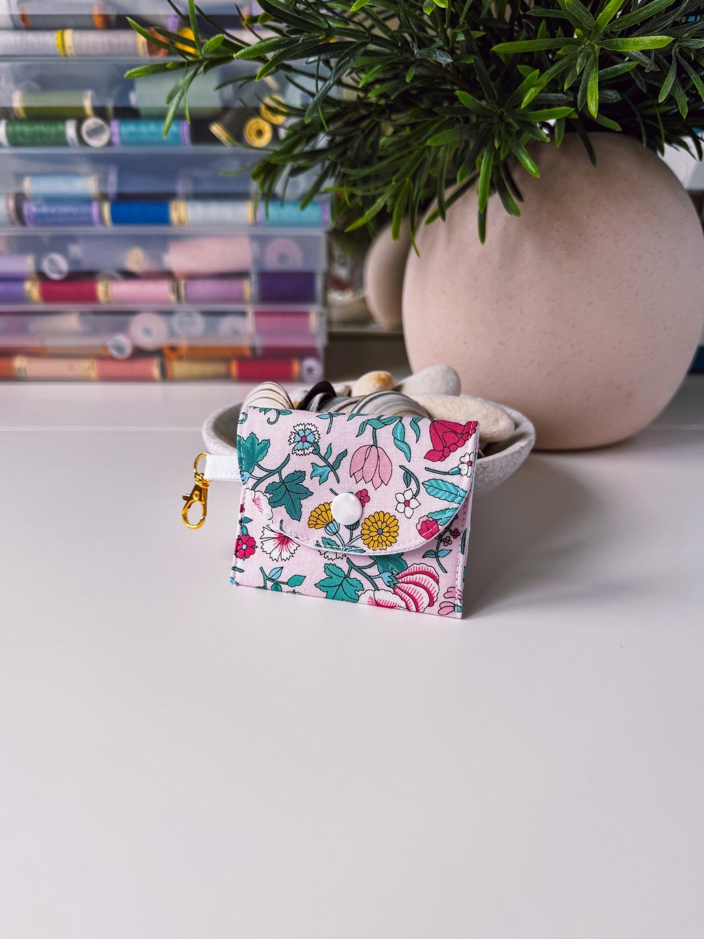 Mini Clip Case Flower Meadow (Liberty) - Ana Woods