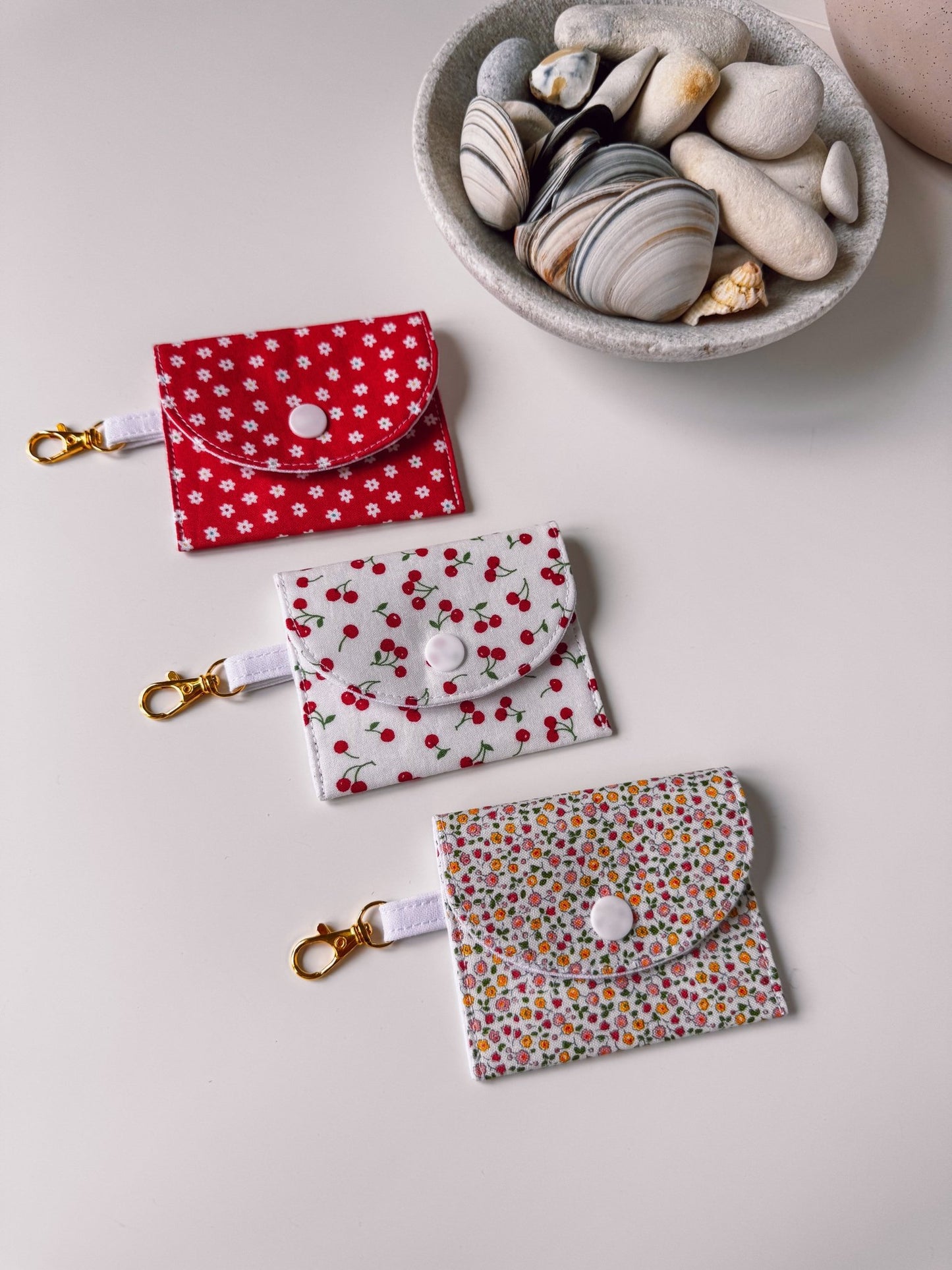 Mini Clip Case Red Flower Field - Ana Woods