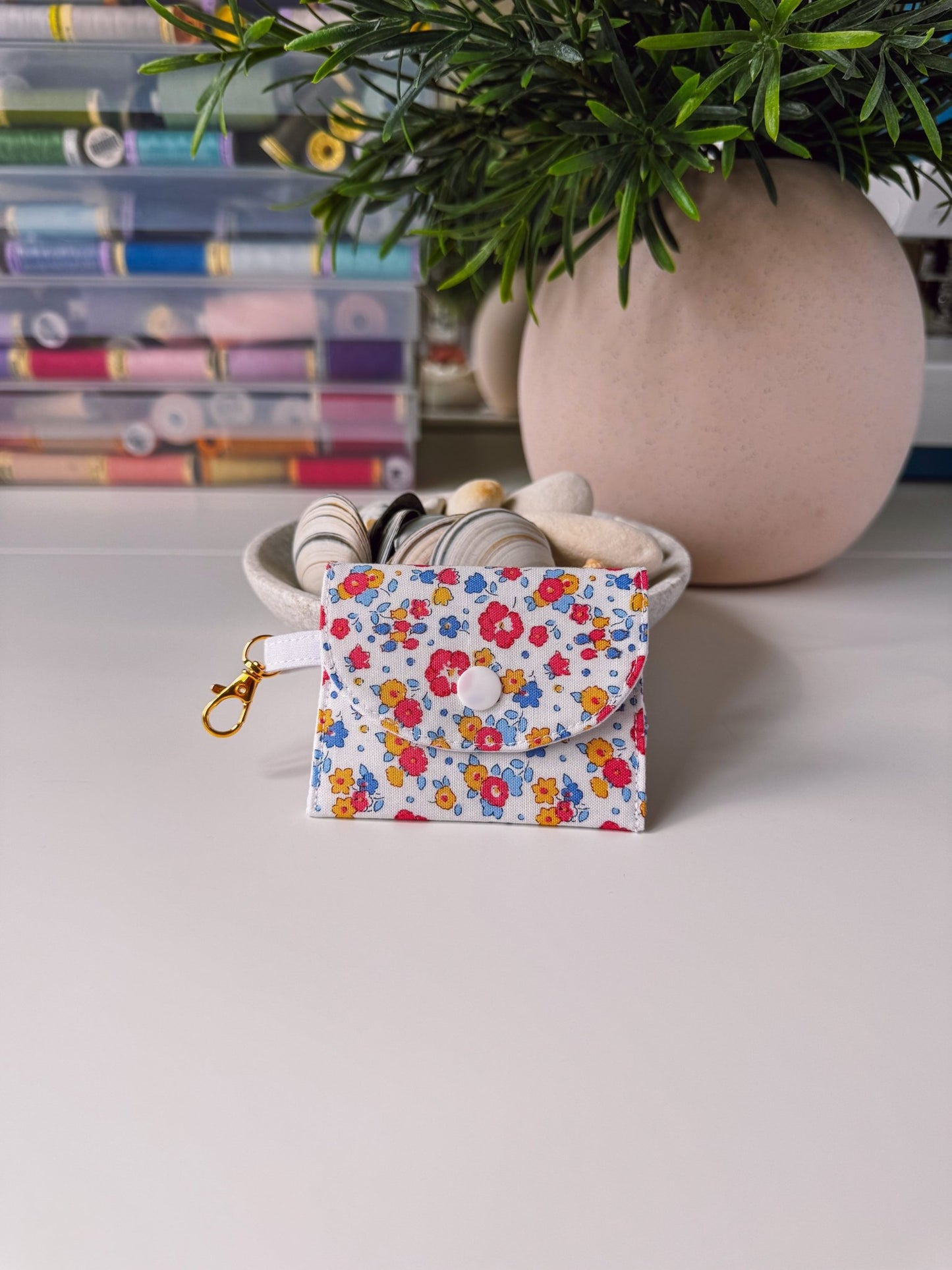 Mini Clip Case Red Flower Meadow (Liberty) - Ana Woods