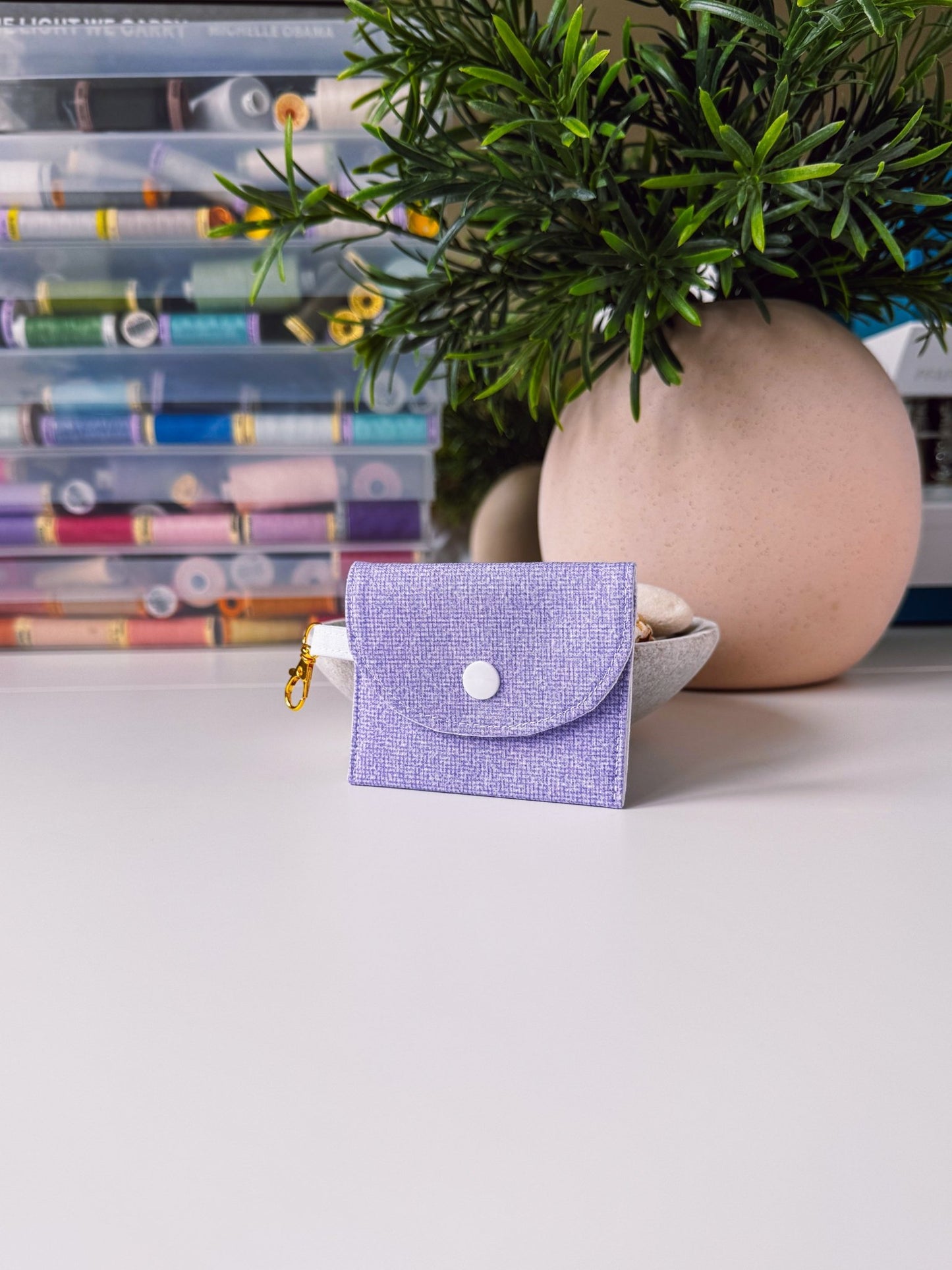 Mini Clip Case Soft Purple - Ana Woods