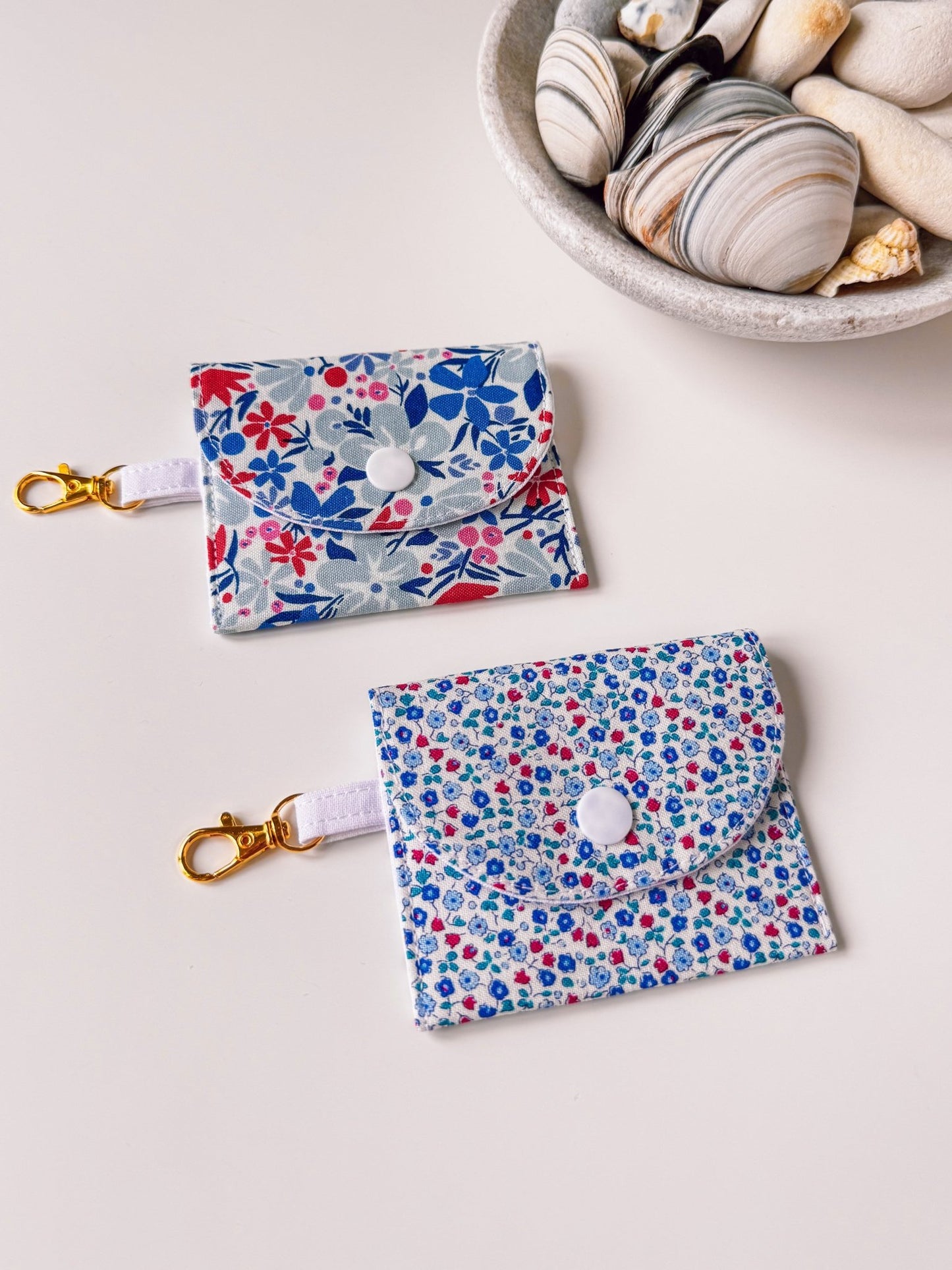 Mini Clip Case Tiny Flower Field (Liberty) - Ana Woods