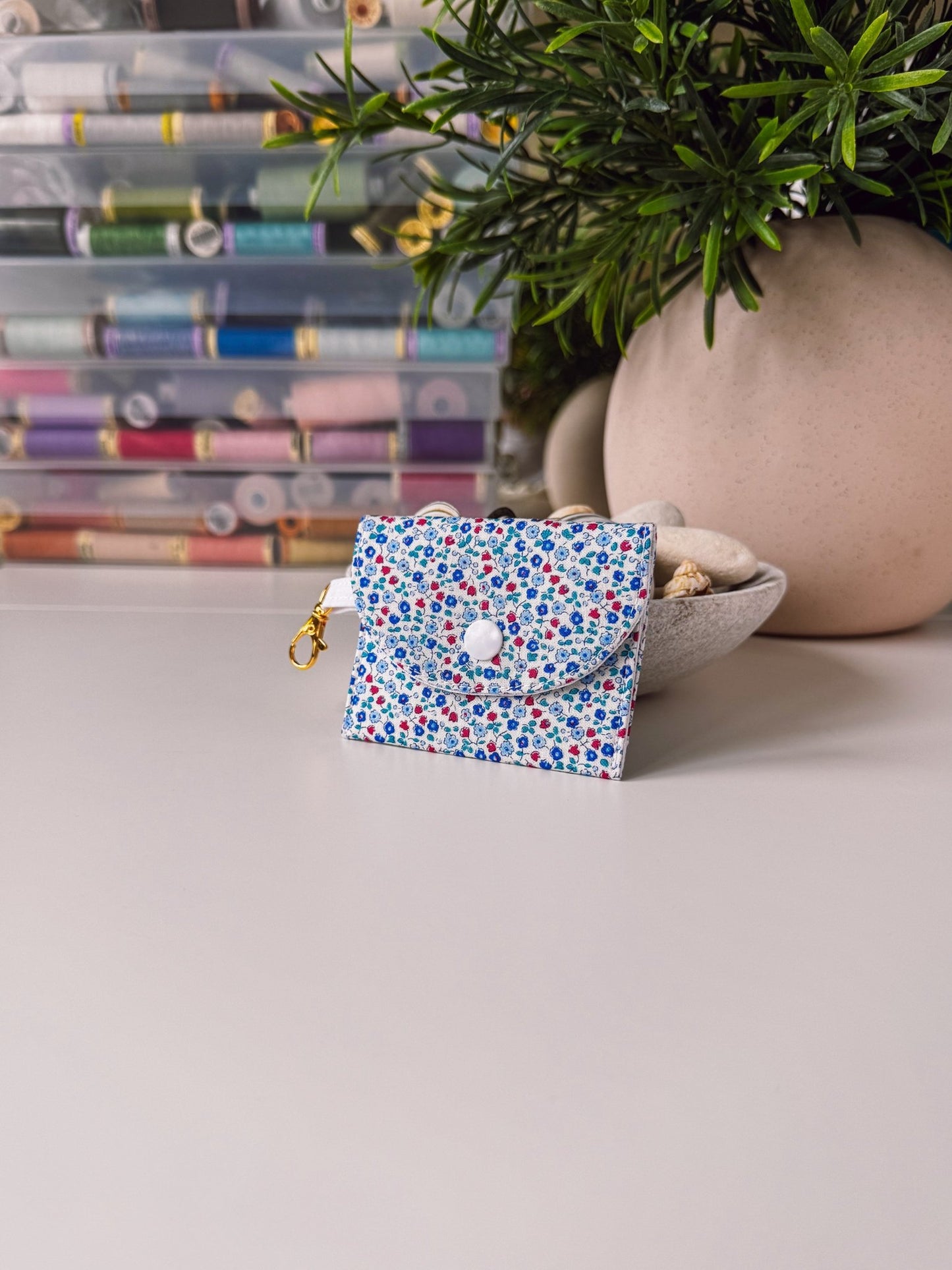 Mini Clip Case Tiny Flower Field (Liberty) - Ana Woods