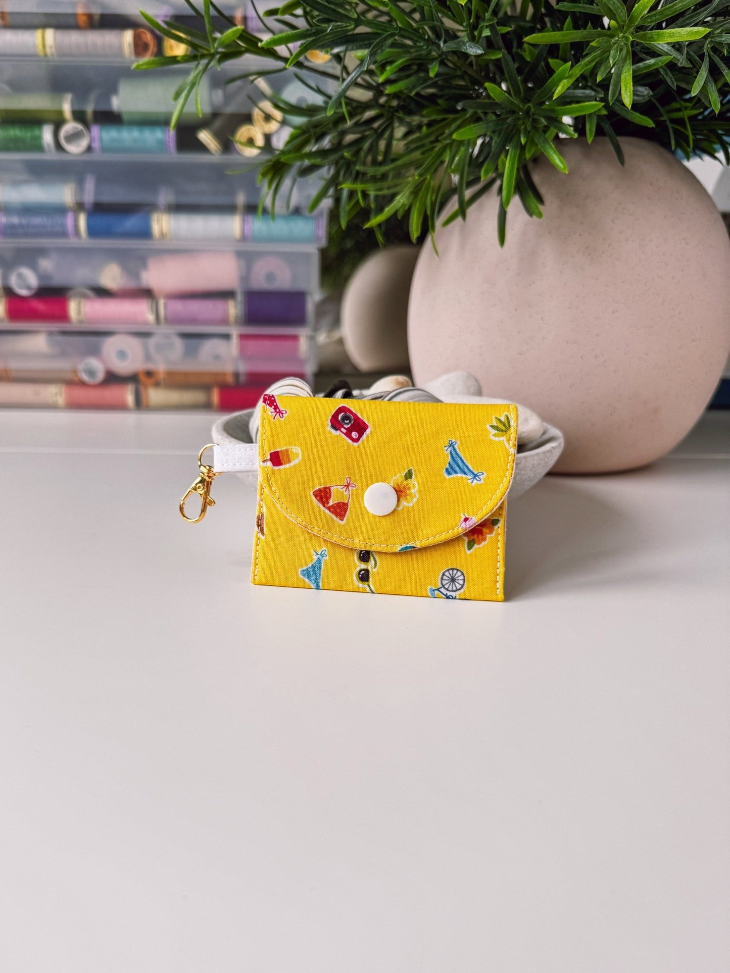 Mini Clip Case Yellow Summer Vibe - Ana Woods