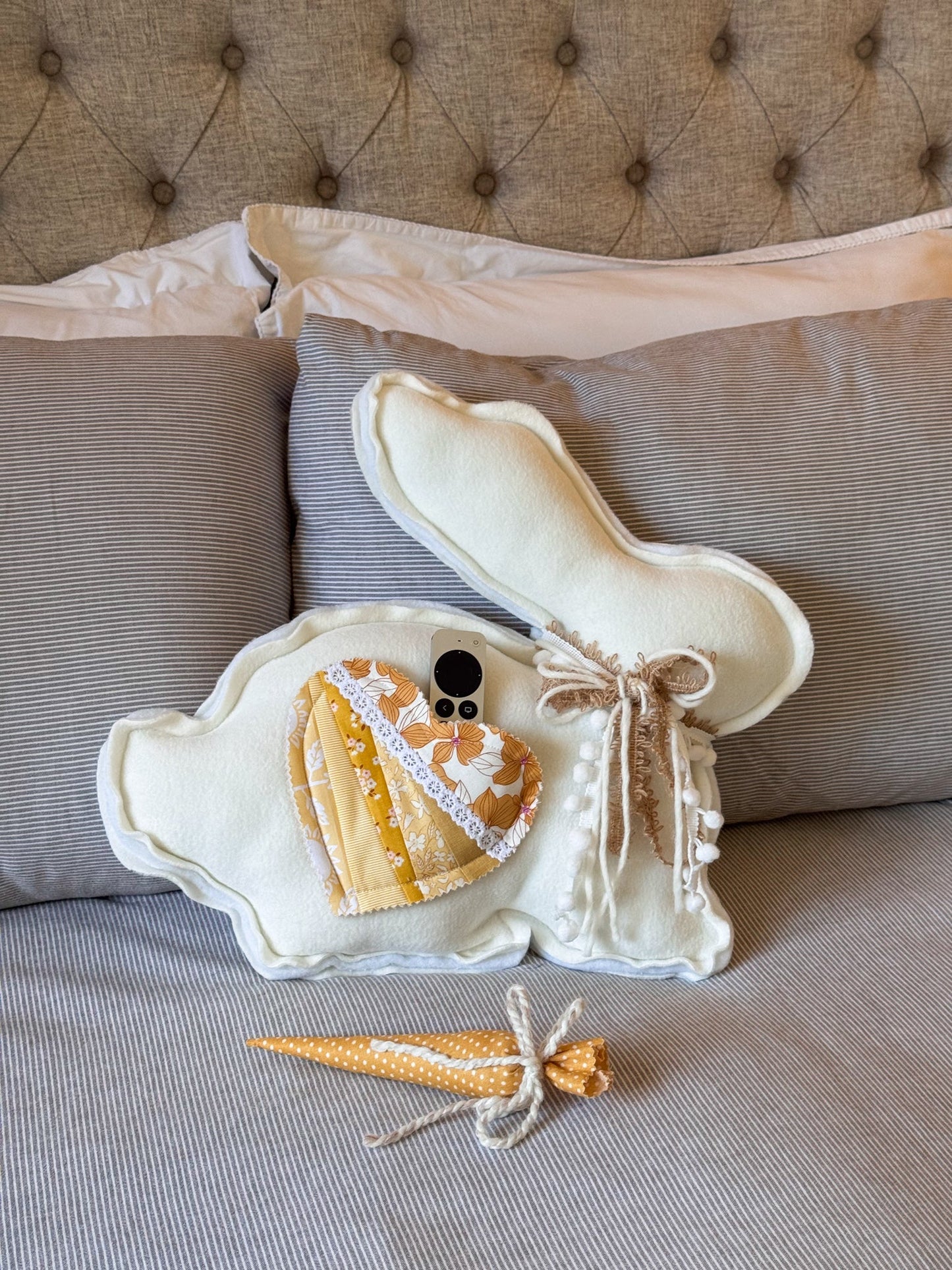 🐰 Poppy – Fleece Bunny Cushion with Carrot - Ana Woods