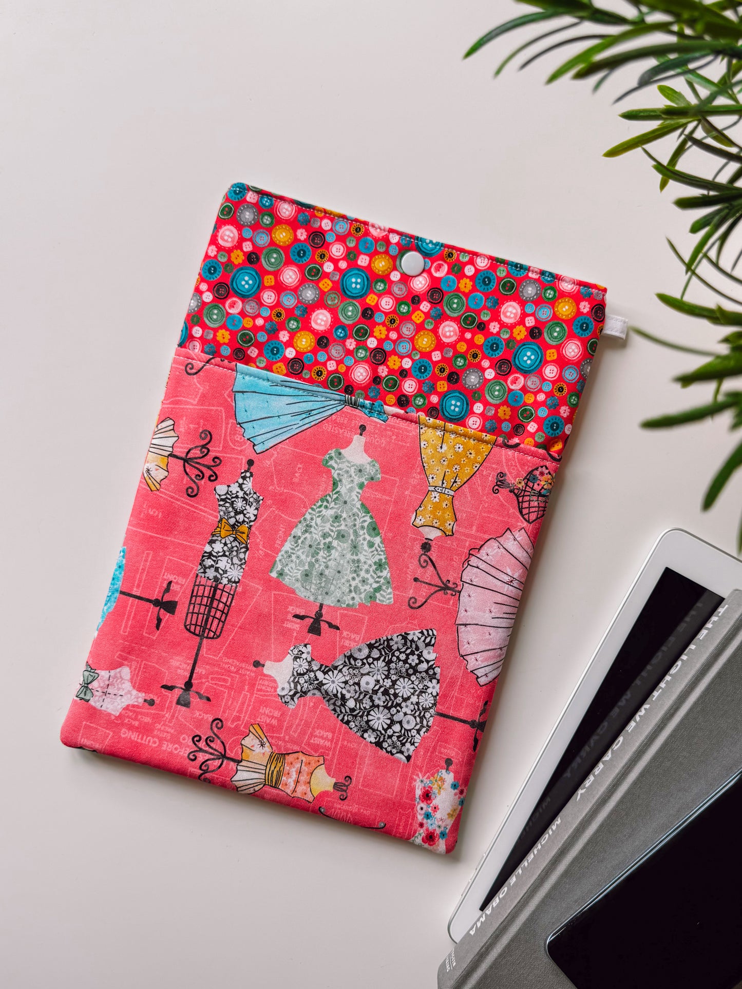 Book & Gadget Sleeve