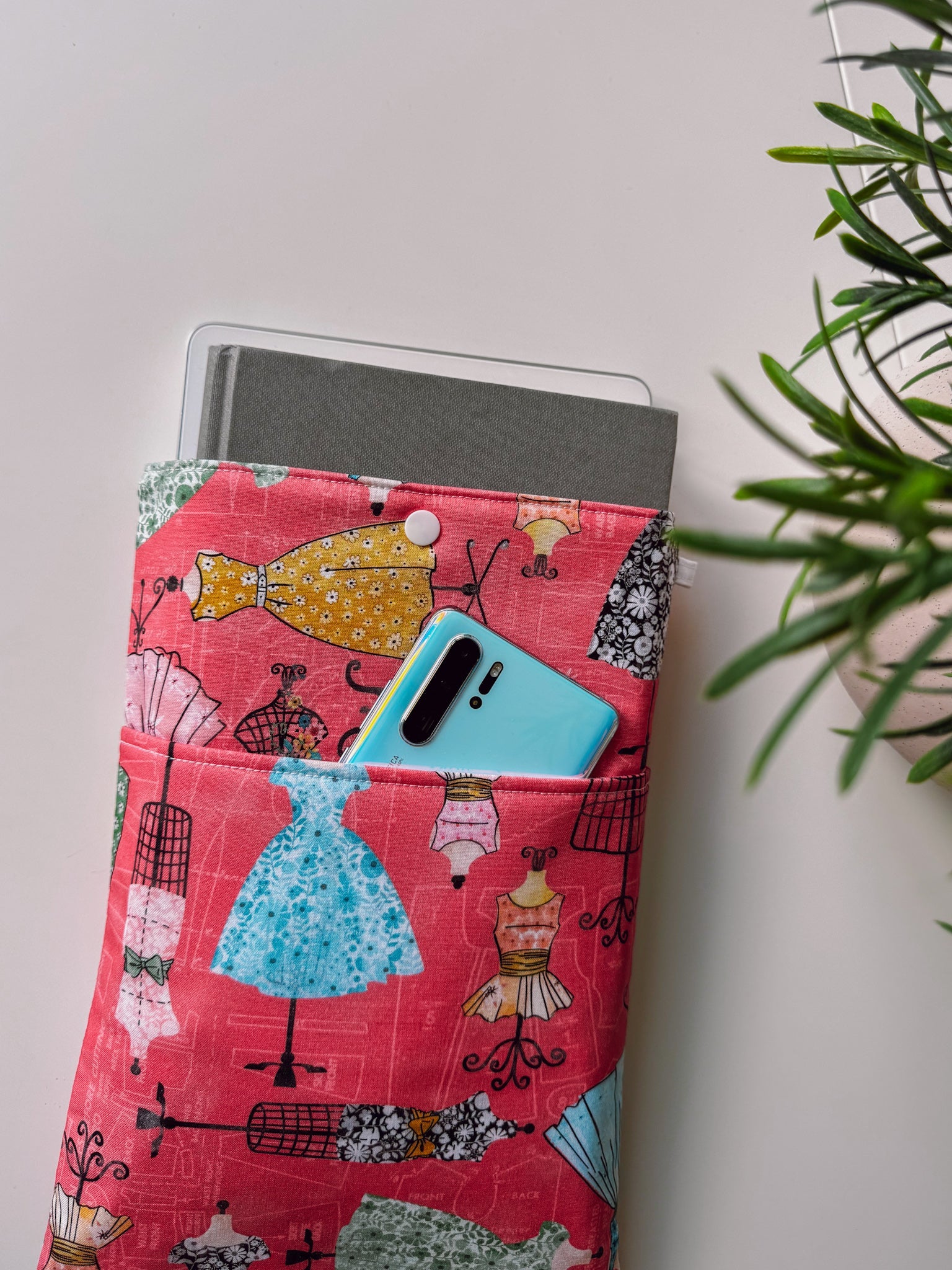 Berry Seamstress Book & Gadget Sleeve - Ana Woods