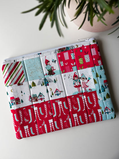 Christmas Village Quilted Zip Bags - Ana Woods