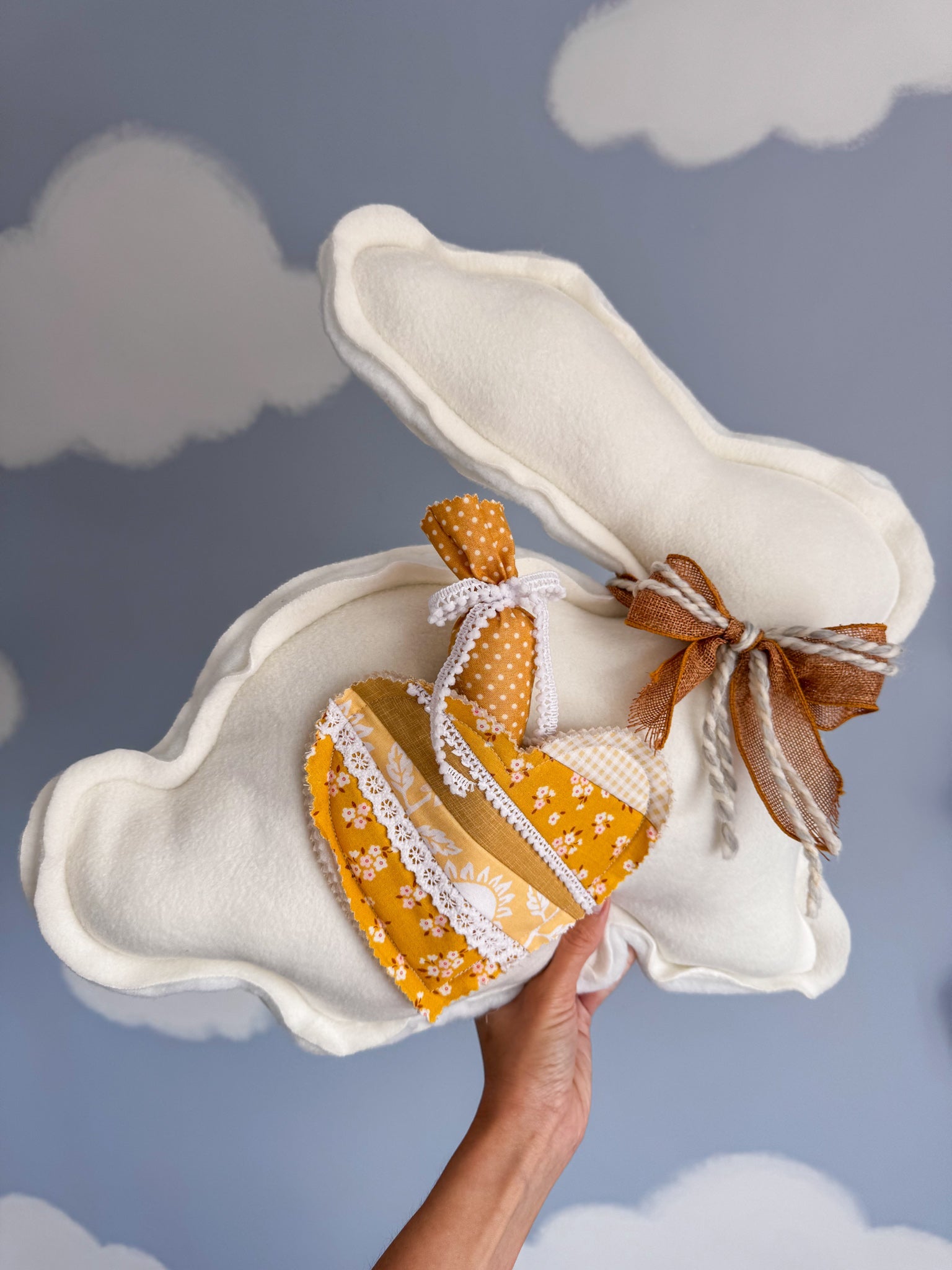 🐰 Daisy – Fleece Bunny Cushion with Carrot - Ana Woods