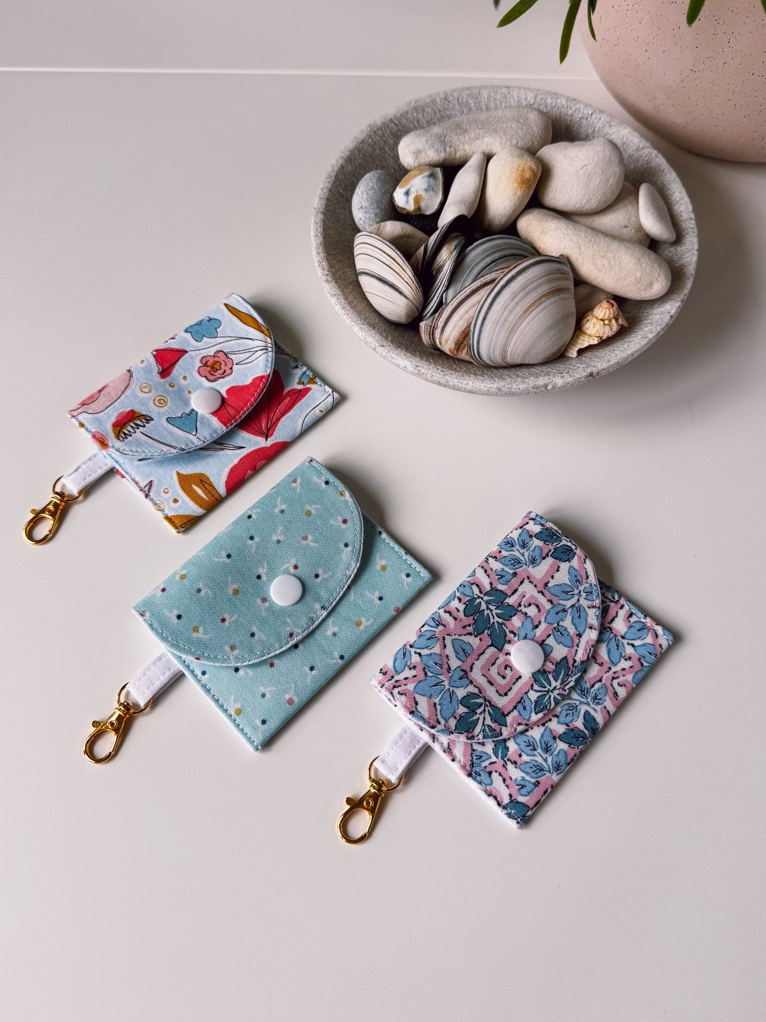 Mini Clip Case Watercoloured Summer - Ana Woods