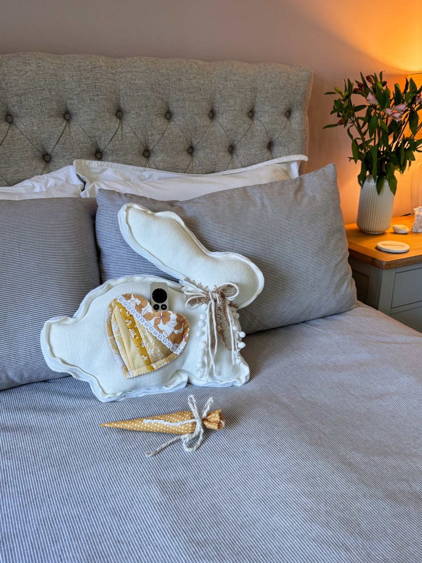 🐰 Poppy – Fleece Bunny Cushion with Carrot - Ana Woods